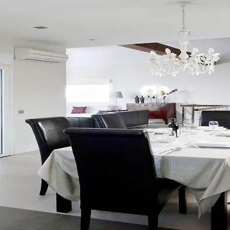 Puerto Del Carmen Sleeps 6 Pool Wifi *