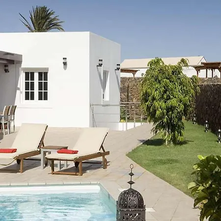 Vila Puerto Del Carmen Sleeps 6 Pool Wifi